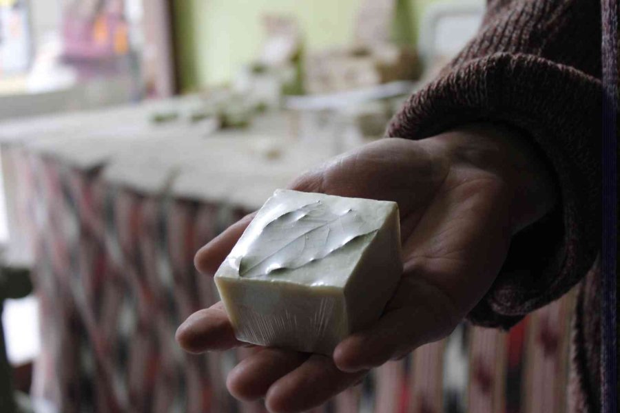 Sabunun Rengine Ve Kokusuna Aldanmayın