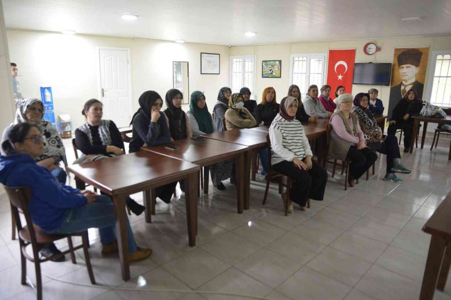 Tepebaşı İklim Sözcüleri 444 Belde Evi Sakinini Bilgilendirdi