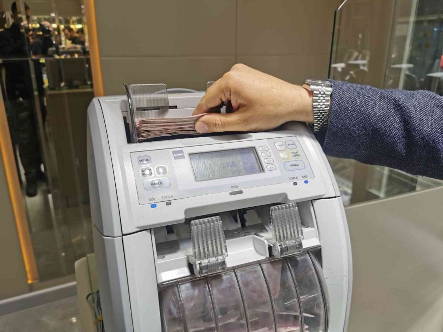 Aksaray’da Ekim Ayından Beri Yüzde 18 Kar Ettiren Altına İlgi Arttı