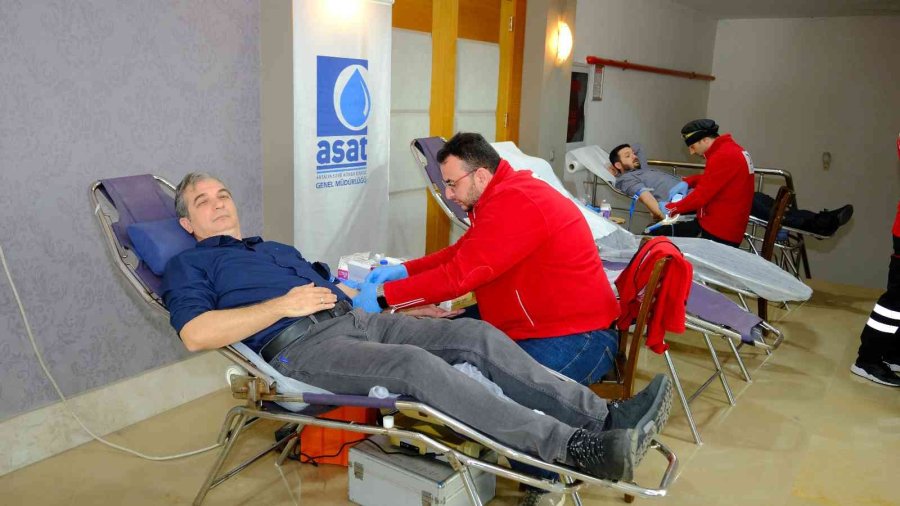 Asat’tan Kan Bağışı