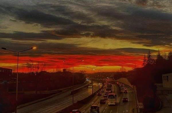 Eskişehir’de Gün Batımında Görsel Şölen Oluştu