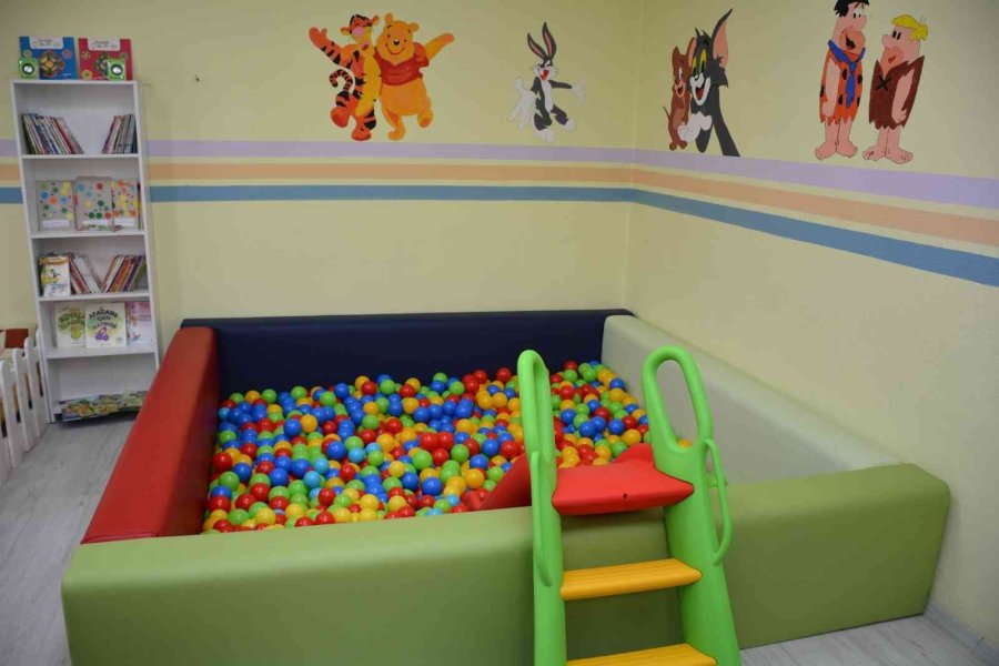 Dereyalak İlkokulu Köy Yaşam Merkezi Etkinlik Sınıfı Öğrencilerin Hizmetine Sunuldu