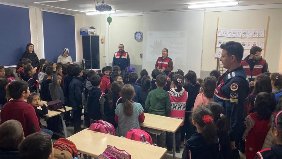 Jandarmadan ’huzur Ve Güven’ Uygulaması