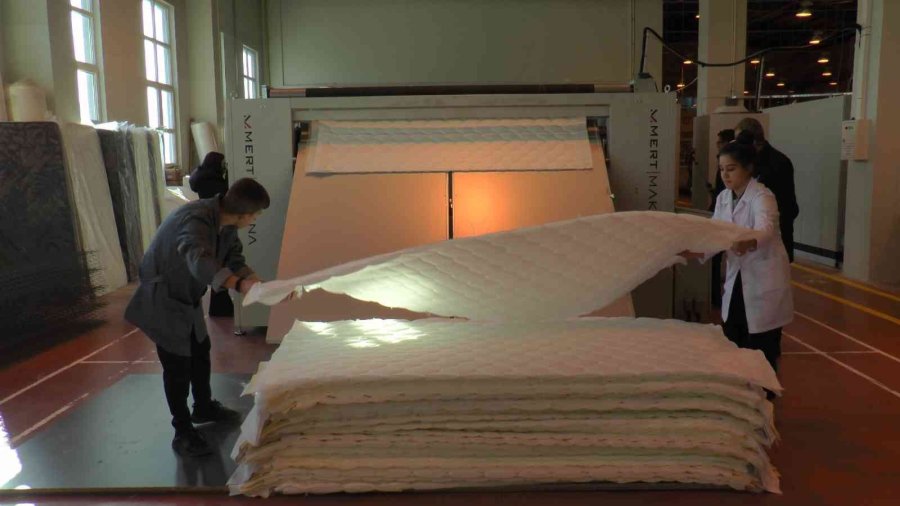 Öğrencilerin Ürettiği Yataklar Kendi Markaları İle Banttan Çıkacak