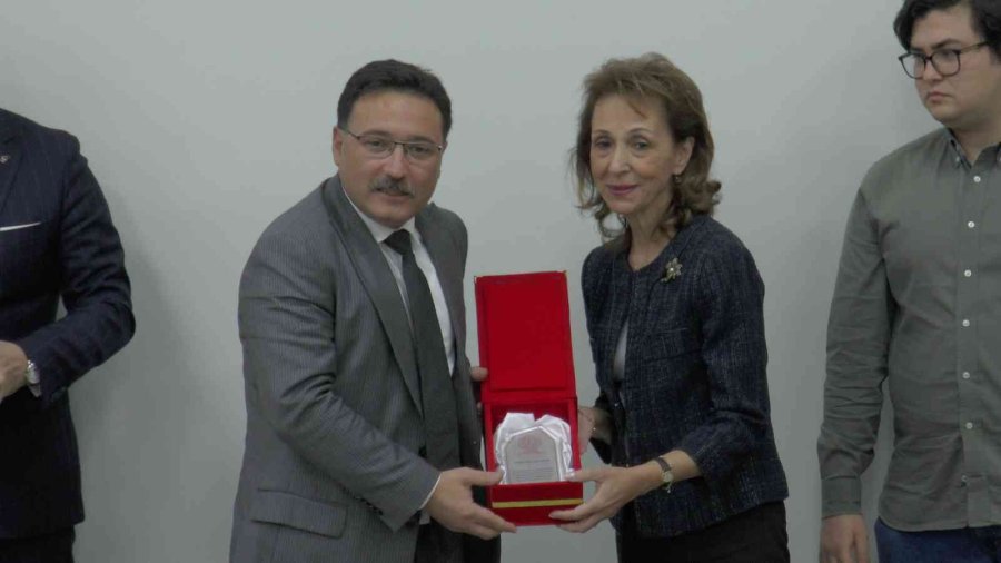 Öğrencilerin Ürettiği Yataklar Kendi Markaları İle Banttan Çıkacak