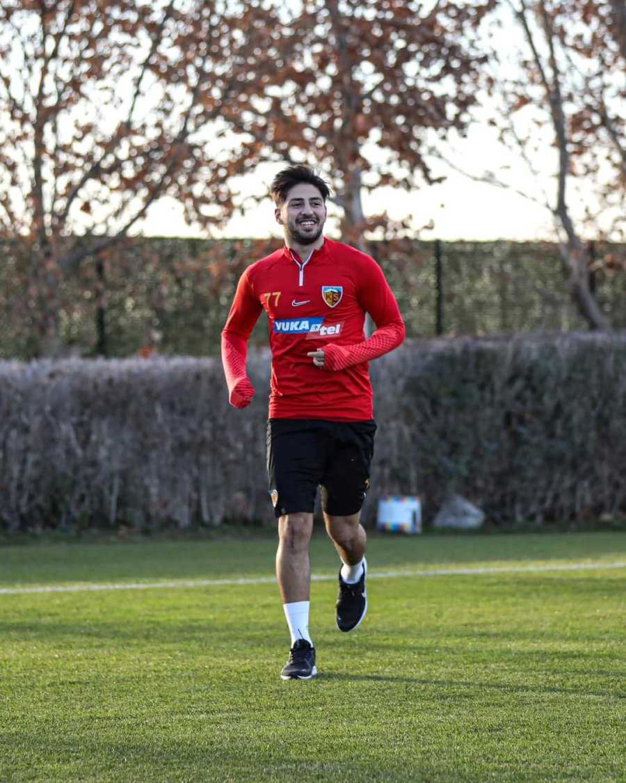 Kayserispor, Beşiktaş’a Bileniyor