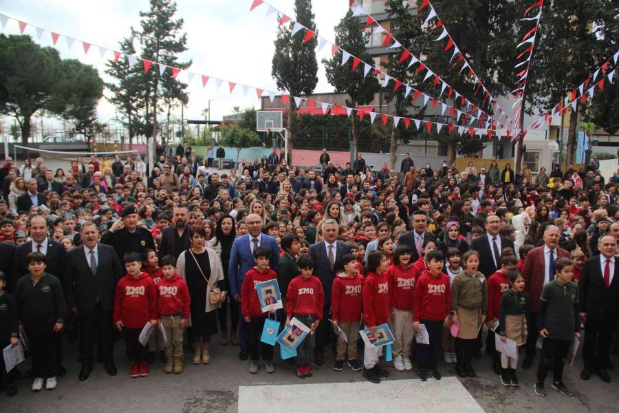 Antalya’da 492 Bin Öğrenci Karne Aldı