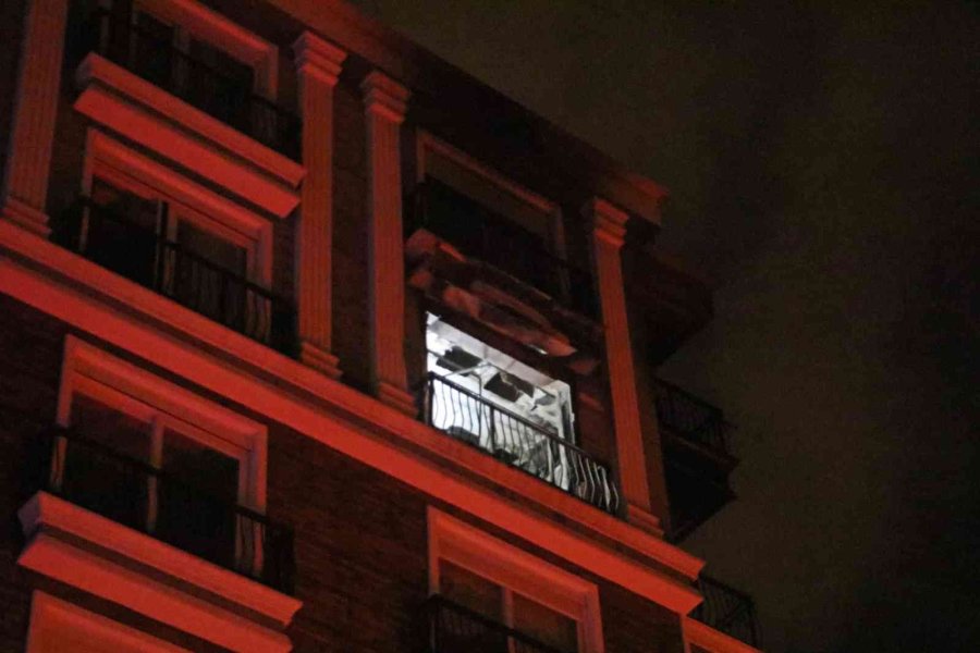 Antalya’da Evde Yangın Faciası: 2 Ölü