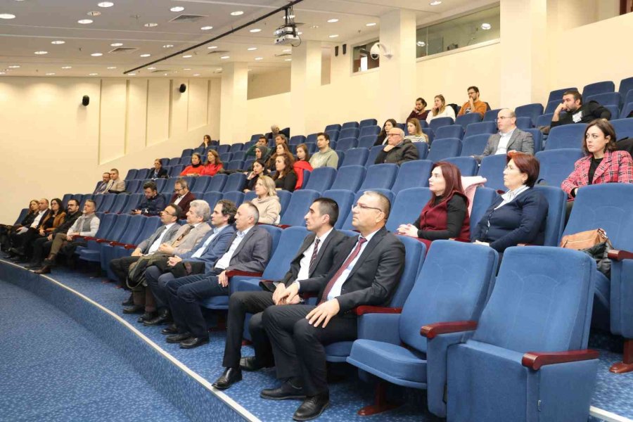 Esogü’de Yenilikçi Malzeme Ve Biyomalzeme Teknolojileri Çalıştayı