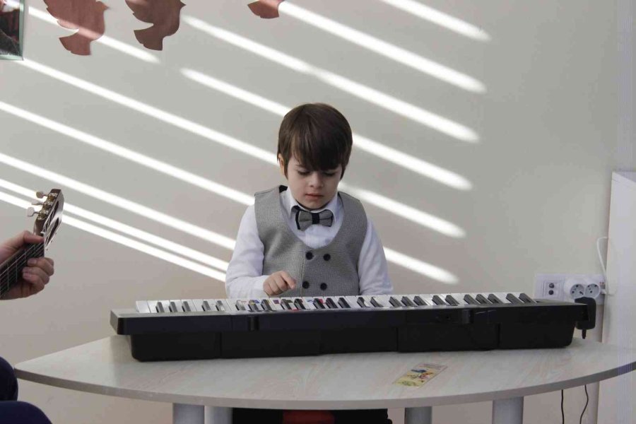 Özel Gereksinimli Öğrencilerin Karne Heyecanı