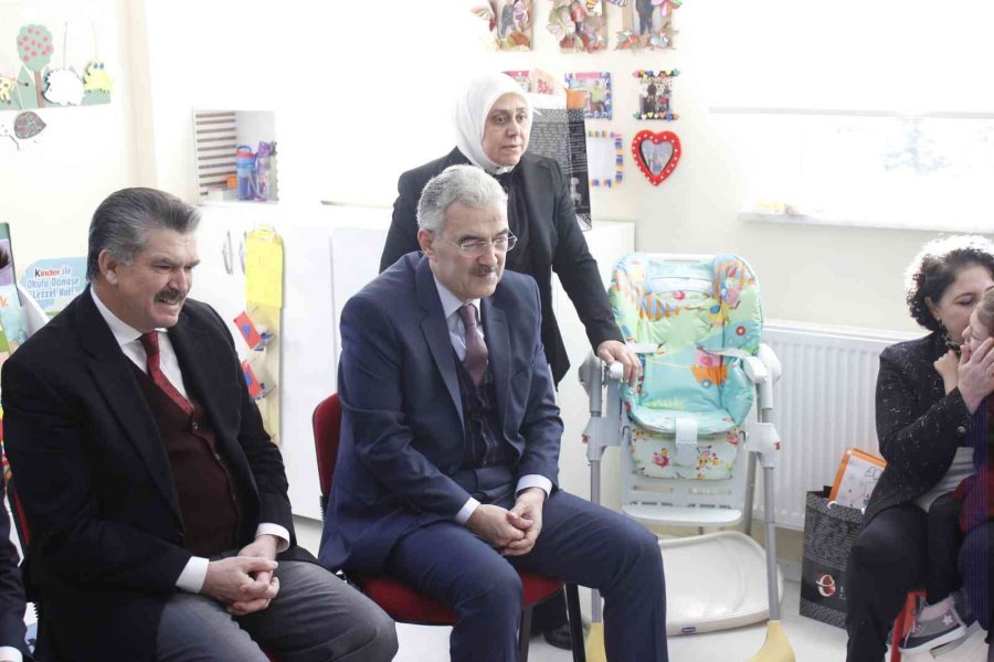 Özel Gereksinimli Öğrencilerin Karne Heyecanı