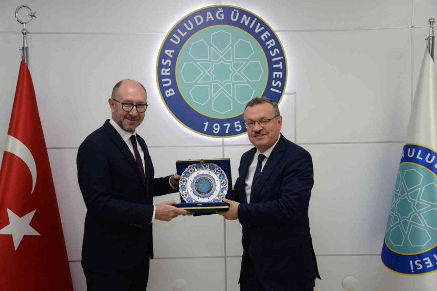 Rektör Erdal’dan İkaf’23 Çerçevesinde Rektör Kılavuz Ve Rektör Çağlar’a Ziyaret