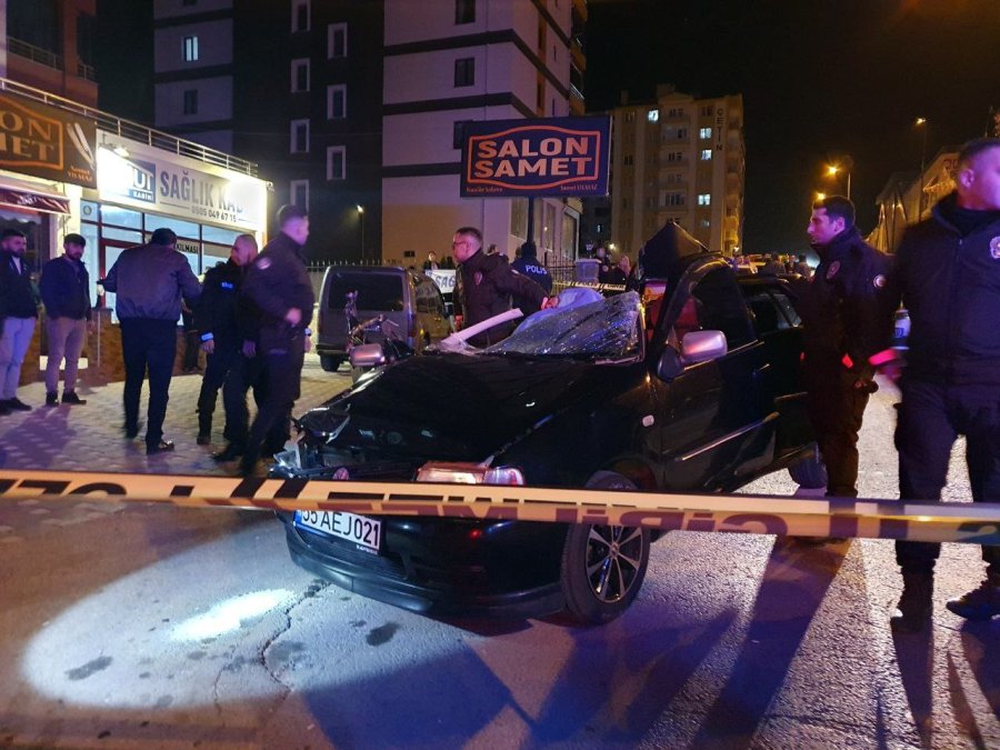 Ehliyetsiz Genç Tıra Arkadan Çarptı, Arkadaşının Cansız Bedeni İle Yola Devam Etti