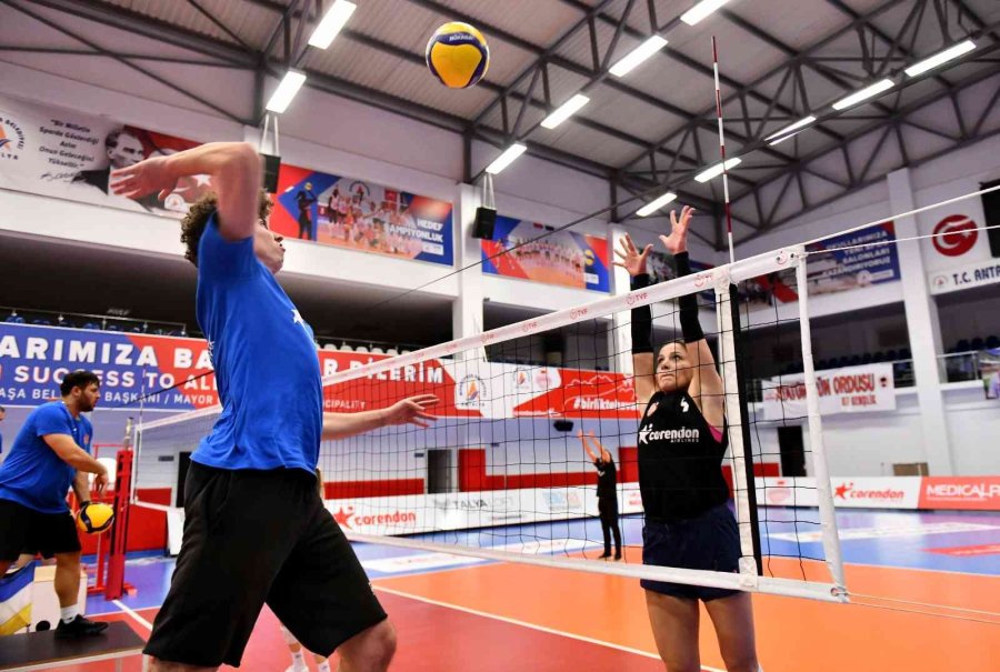 Muratpaşa’ya Yeni Transfer