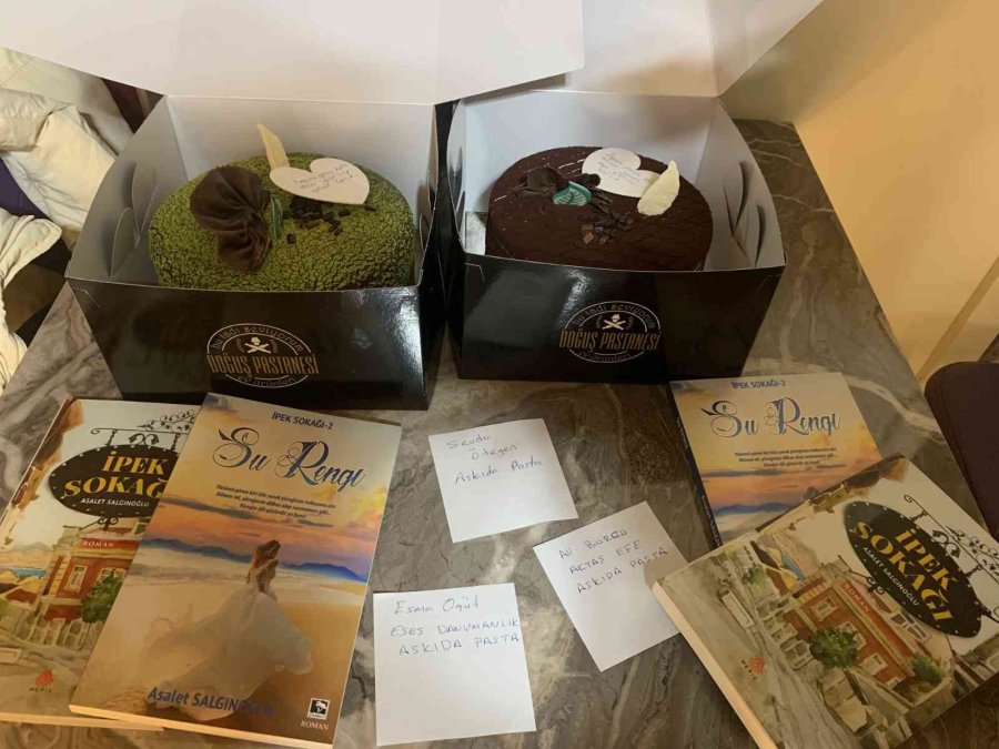 “askıda Pasta” Projesi Başlatan Yardımseverler Yüzlerce Çocuğun İçlerini Isıtıyor