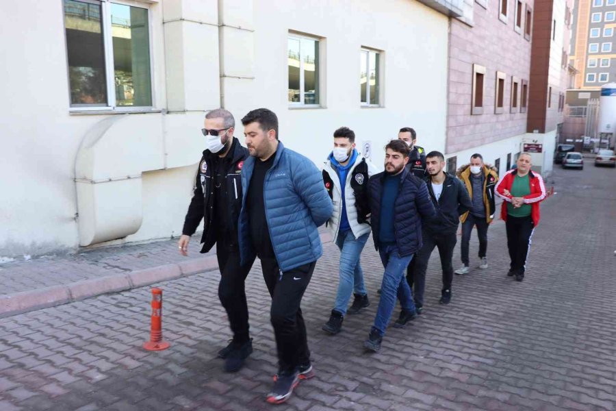 Kayseri’nin En Büyük ‘sıvı Uyuşturucu’ Operasyonunda 3 Kişide Adliyede