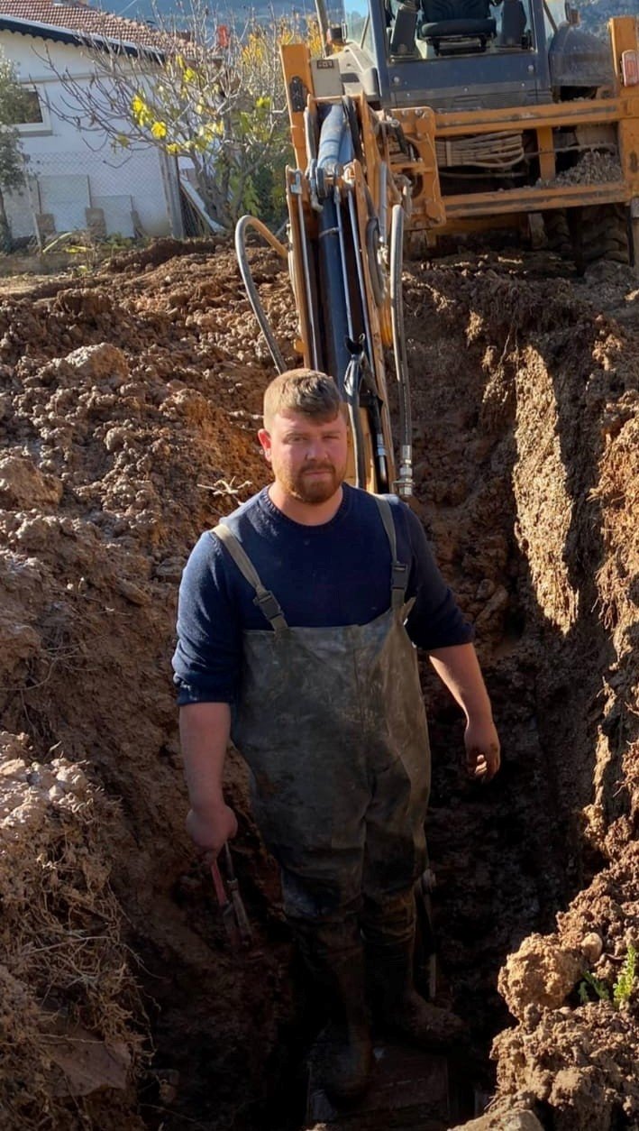 Antalya’da Köprü Demirine Çarpan Otomobilde Babanın Ardından, Oğul Da Hayatını Kaybetti