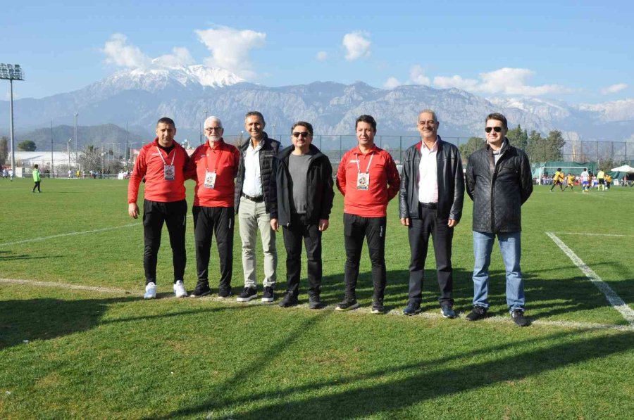 Altyapı Takımlarına Oryantasyon Ve Gelişim Kampı