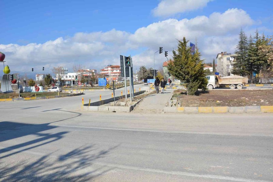 Acılı Baba, Oğlunu Kaybettiği Kazada Sürücünün Serbest Bırakılmasına İsyan Etti