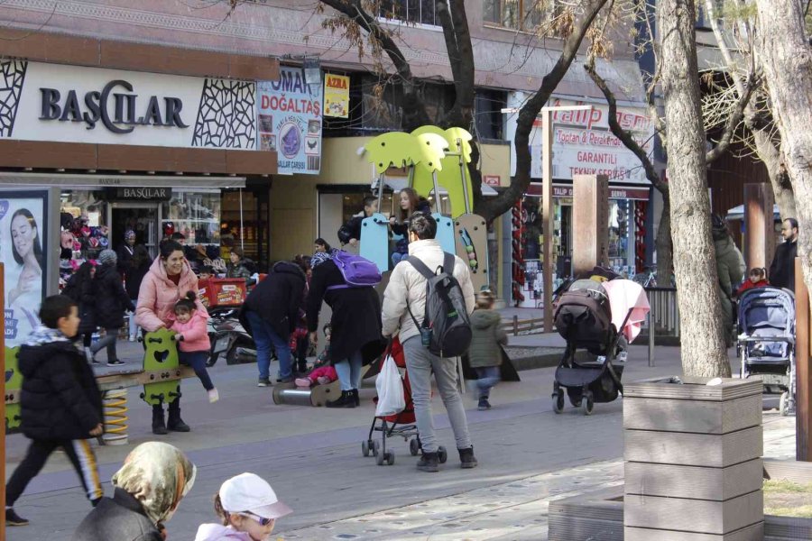 Eskişehir’e Kış Gelmiyor