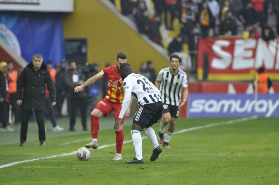 Spor Toto Süper Lig: Kayserispor: 0 - Beşiktaş: 2 (maç Sonucu)