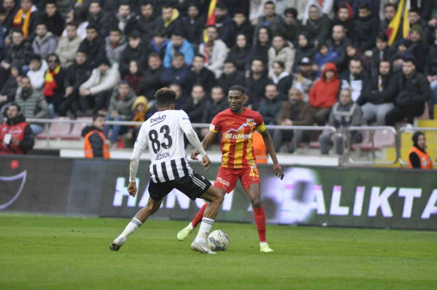 Spor Toto Süper Lig: Kayserispor: 0 - Beşiktaş: 2 (maç Sonucu)