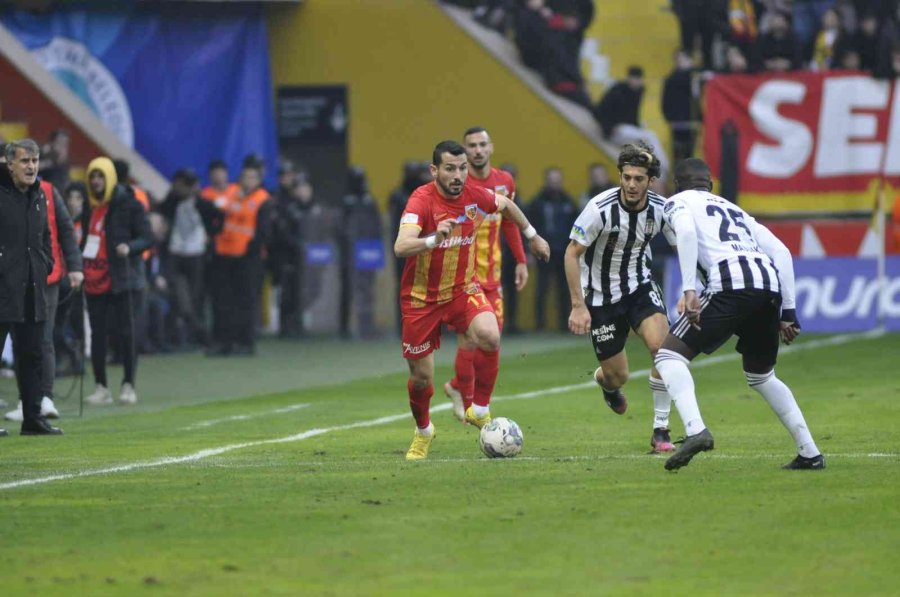 Spor Toto Süper Lig: Kayserispor: 0 - Beşiktaş: 2 (maç Sonucu)