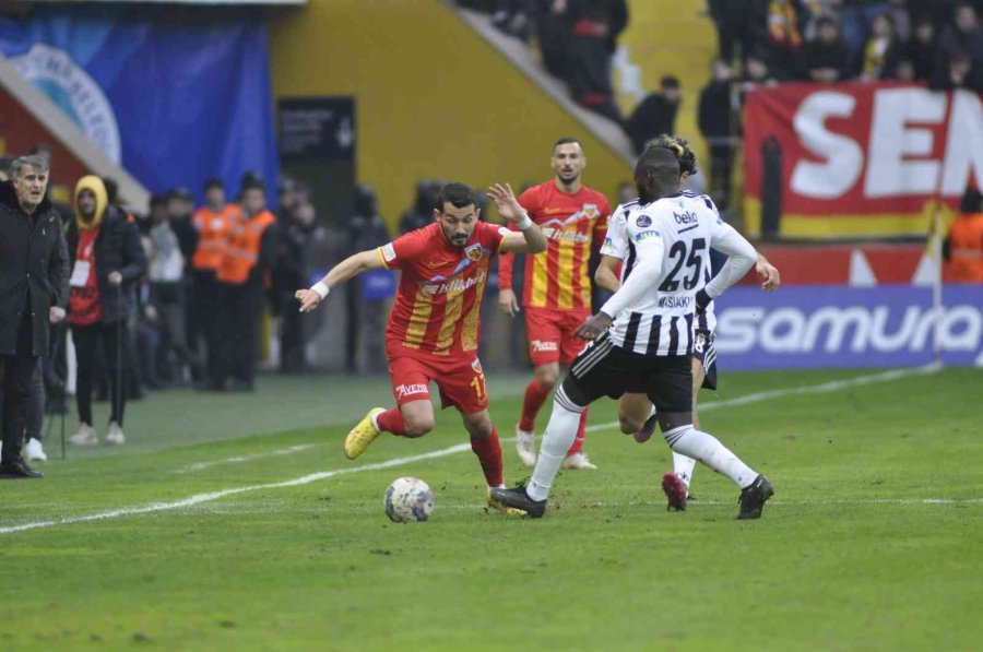 Spor Toto Süper Lig: Kayserispor: 0 - Beşiktaş: 2 (maç Sonucu)