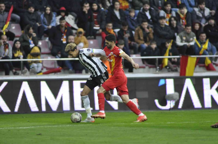 Spor Toto Süper Lig: Kayserispor: 0 - Beşiktaş: 2 (maç Sonucu)