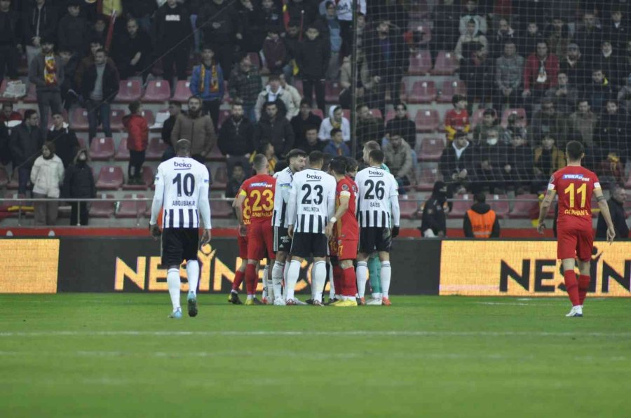 Spor Toto Süper Lig: Kayserispor: 0 - Beşiktaş: 2 (maç Sonucu)