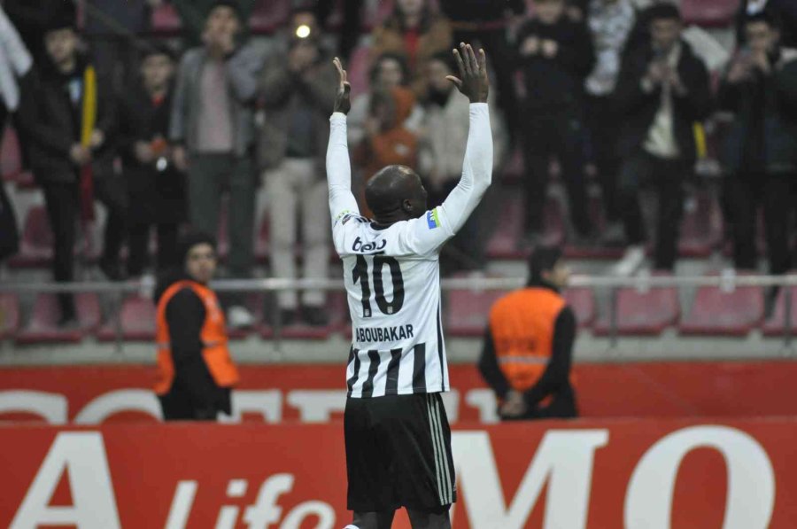 Spor Toto Süper Lig: Kayserispor: 0 - Beşiktaş: 2 (maç Sonucu)