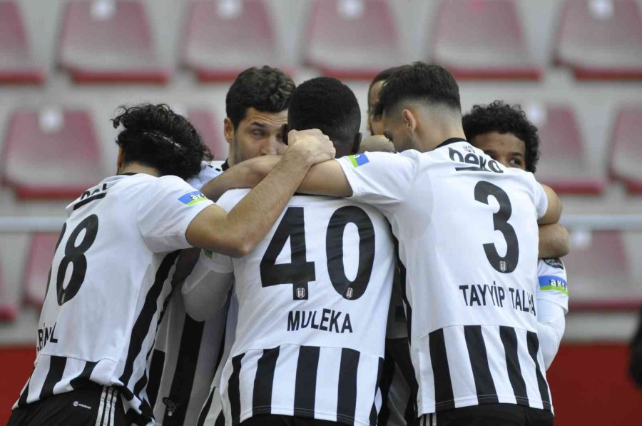 Spor Toto Süper Lig: Kayserispor: 0 - Beşiktaş: 1 (maç Devam Ediyor)