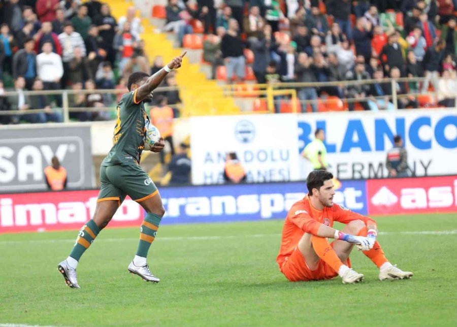 Spor Toto Süper Lig: Alanyaspor: 2 - Fatih Karagümrük: 2 (maç Sonucu)