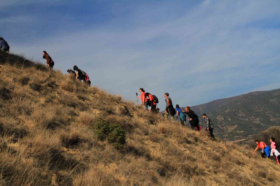 Doğa Tutkunları 20 Dereceyi Bulan Sıcaklığı Kaçırmadı