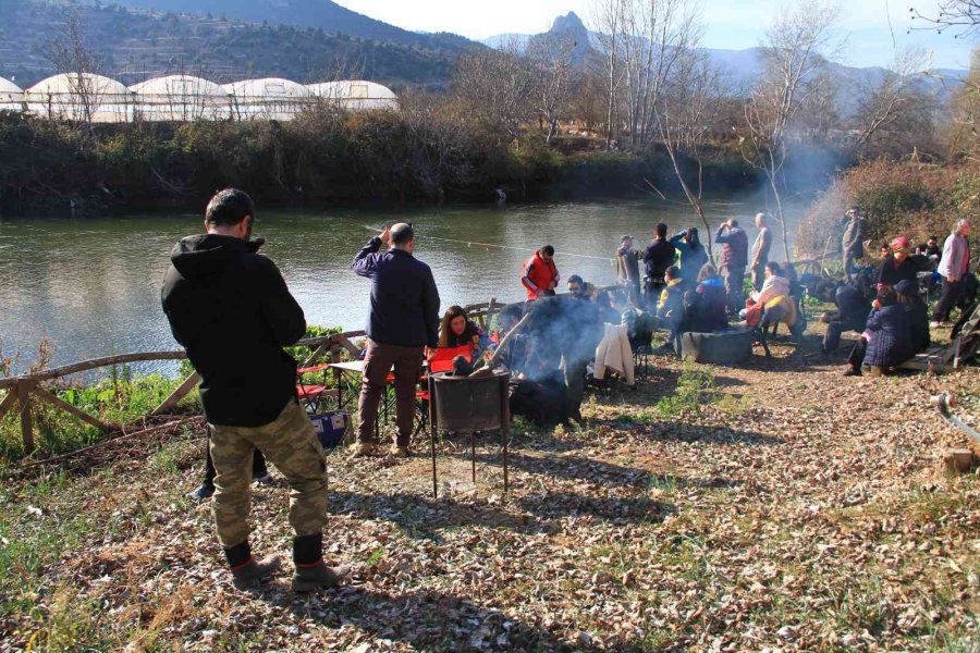 Doğa Tutkunları 20 Dereceyi Bulan Sıcaklığı Kaçırmadı