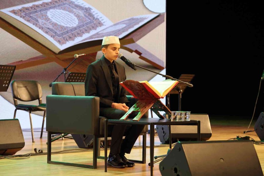 Talas’ta Muhteşem Kur’an-ı Kerim Ziyafeti