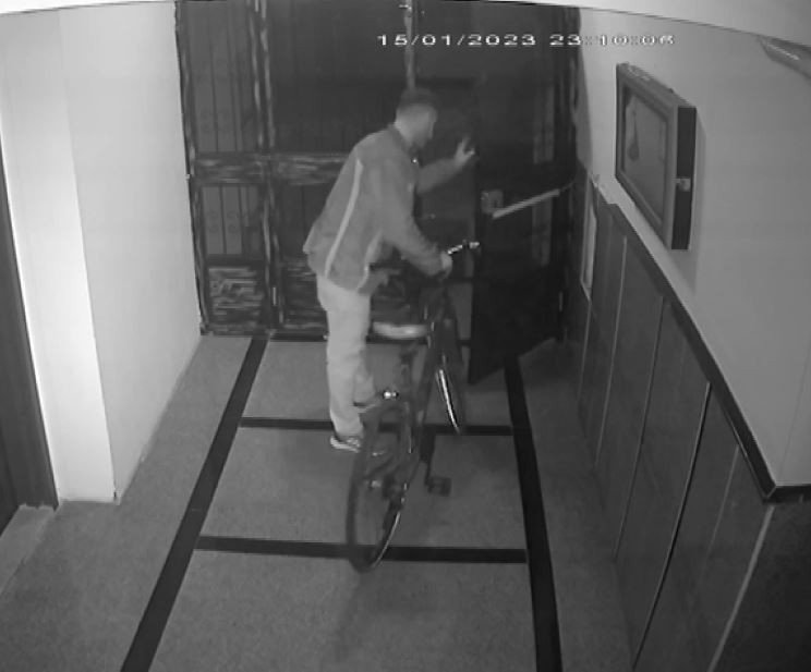 9 Bin Tl’lik Bisikleti Kendi Malı Gibi Alıp Götürdü