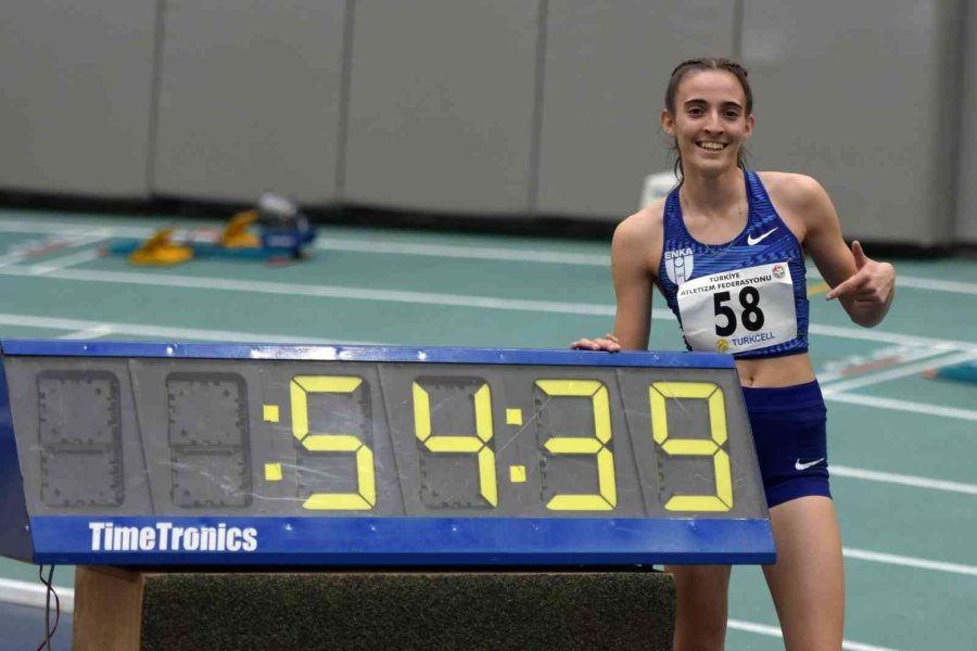 Eskişehirli Genç Sporcudan 400 Metrede İki Günde 2 Rekor