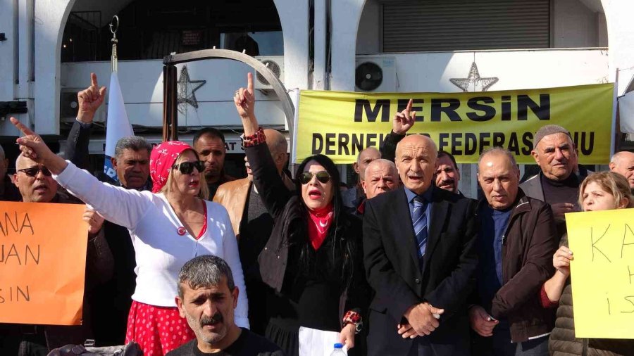 Kur’an-ı Kerim Yakılmasına Mersin’den Tepki