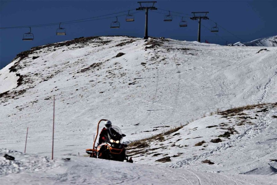 Erciyes’in Görünmeyen Kahramanları: Jak Timleri