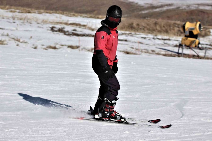 Erciyes’in Görünmeyen Kahramanları: Jak Timleri