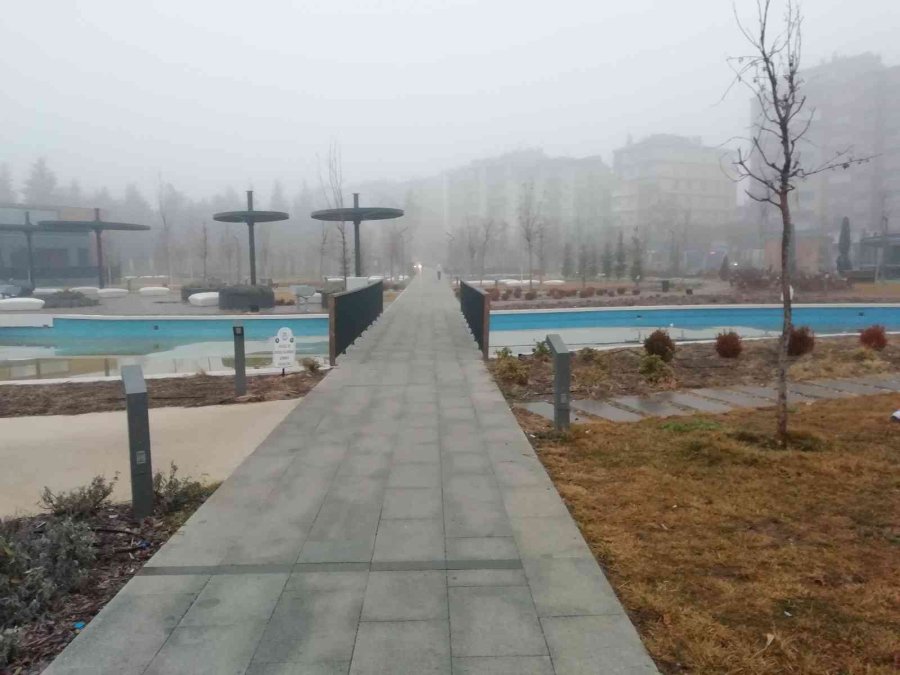 Eskişehir Güne Sisle Uyandı
