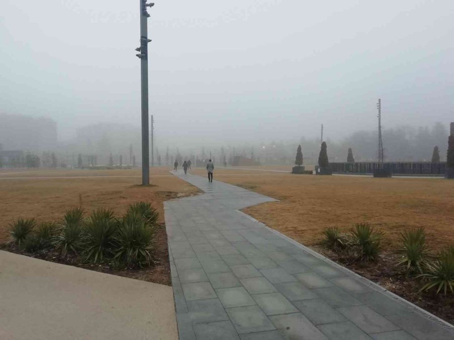 Eskişehir Güne Sisle Uyandı