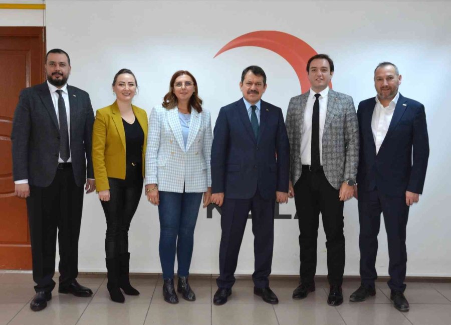 Başsavcıdan Kızılay Ve Yeşilay Ziyareti