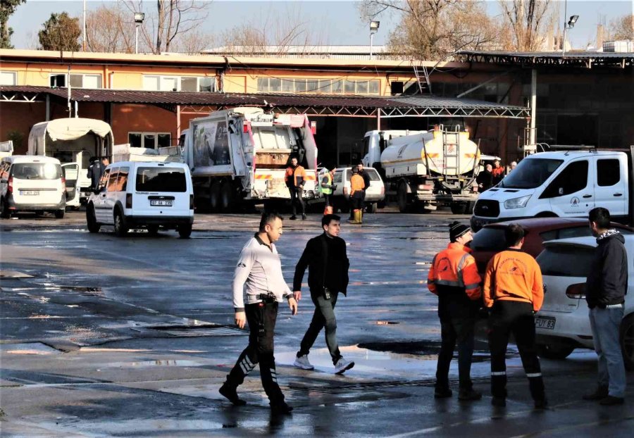 İşten Çıkarılınca Silahla Şantiyeyi Bastı, Ekipleri Alarma Geçirdi