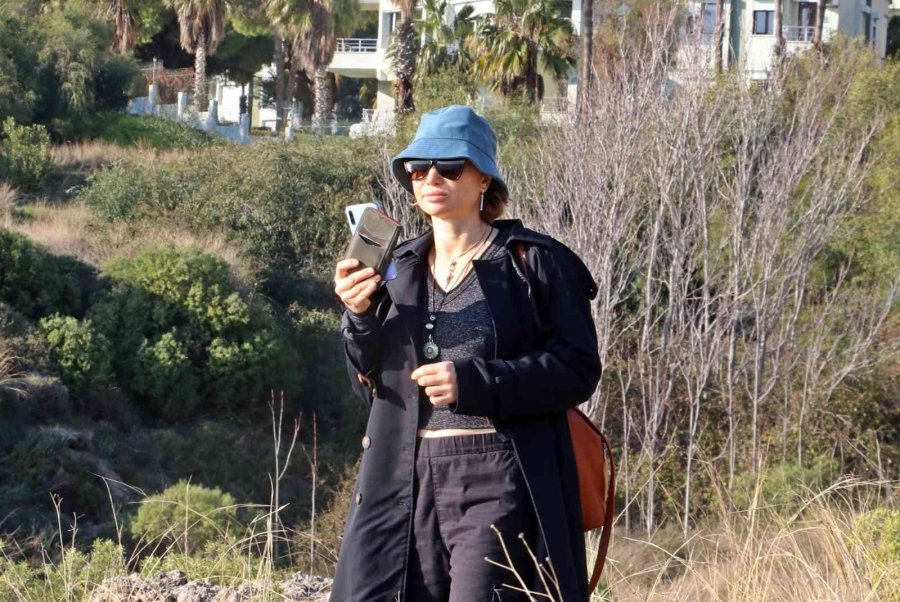 Falezlerden Düşen Yaşlı Adam 1 Saatlik Çalışayla Kurtarıldı