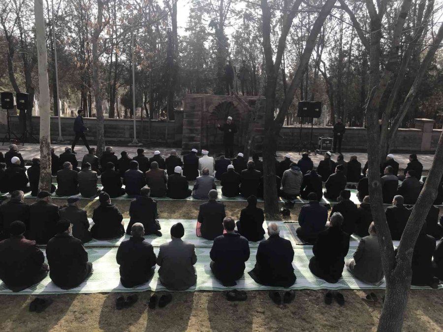 Konya’da Yağmur Duası Yapıldı