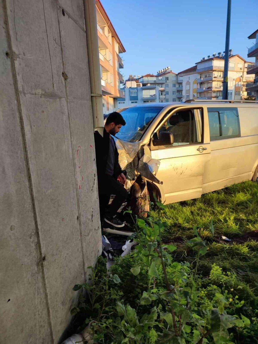 2038 Yılına Kadar Ehliyetine El Konuldu Yine Alkollü Kazaya Karıştı