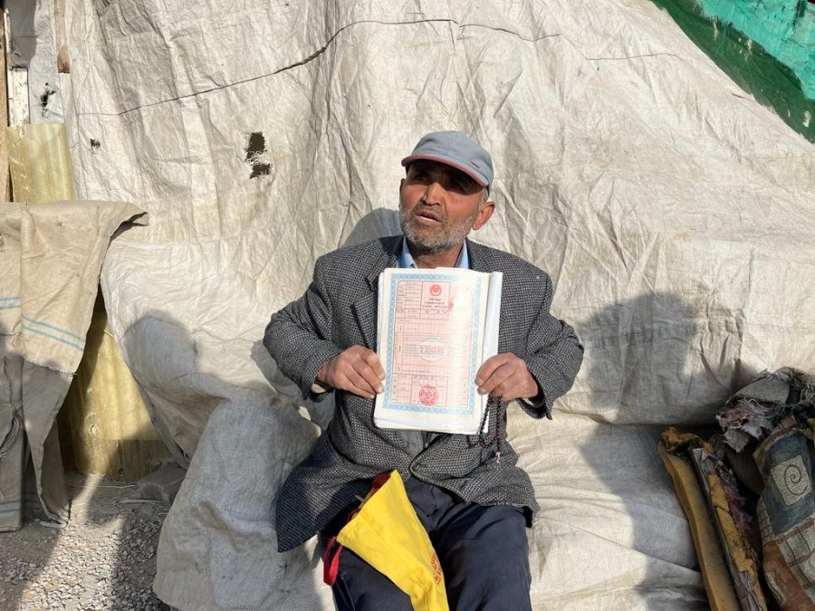 Metruk Ev Mahalleliyi Tedirgin Ediyor