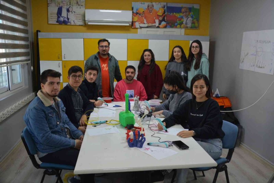 Mersin’de Geleceğin Bilim İnsanlarına Yönelik Eğitim Programı